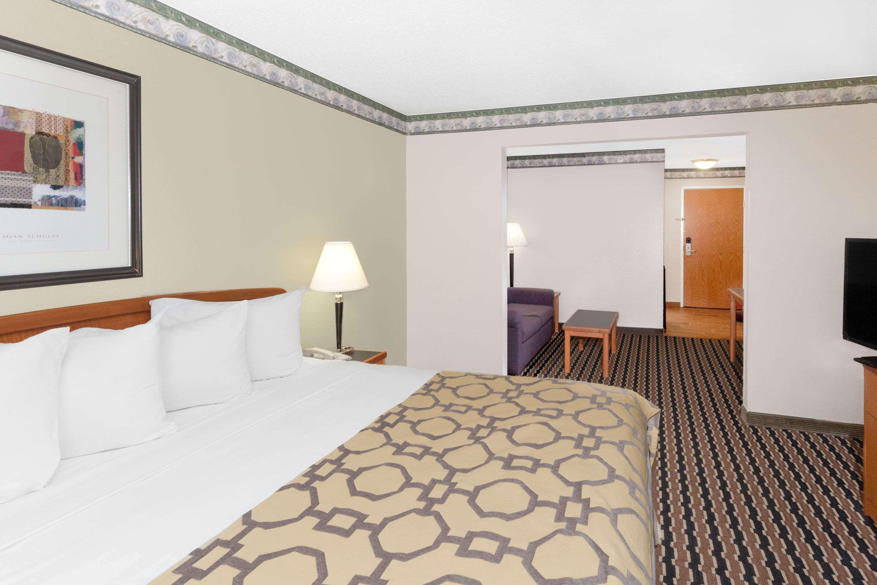 Baymont By Wyndham Fort Wayne Ngoại thất bức ảnh