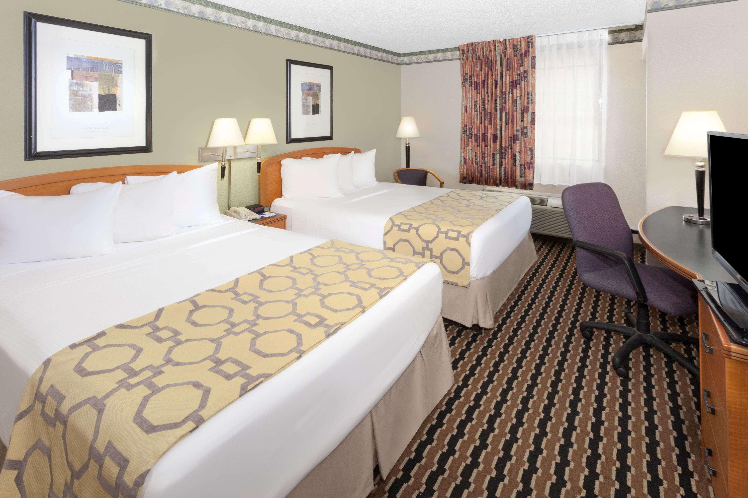 Baymont By Wyndham Fort Wayne Ngoại thất bức ảnh