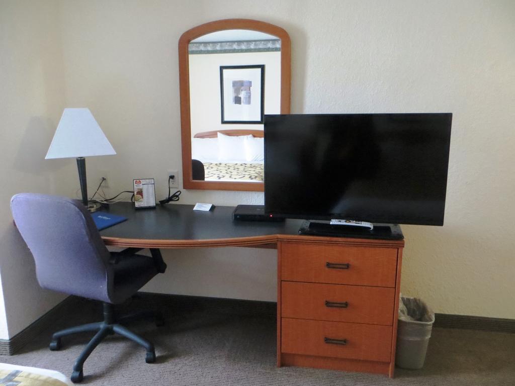Baymont By Wyndham Fort Wayne Ngoại thất bức ảnh