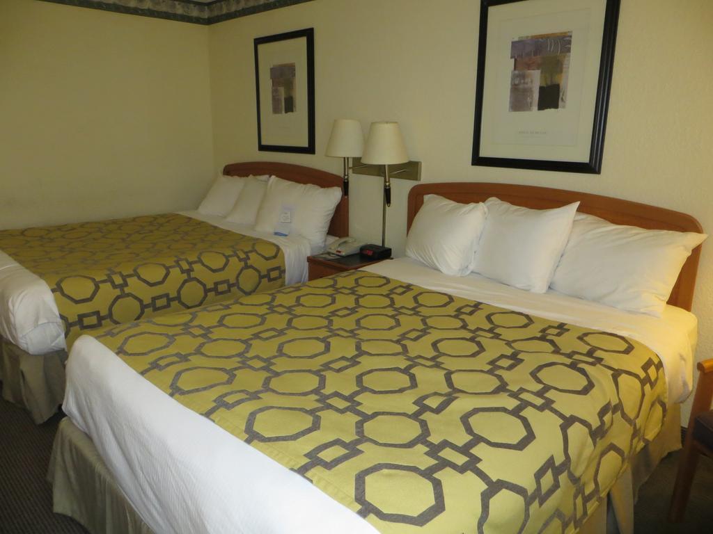Baymont By Wyndham Fort Wayne Ngoại thất bức ảnh
