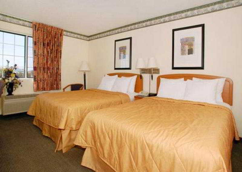 Baymont By Wyndham Fort Wayne Ngoại thất bức ảnh