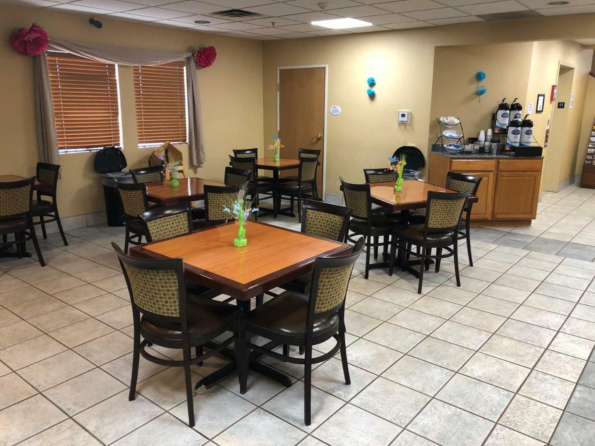 Baymont By Wyndham Fort Wayne Ngoại thất bức ảnh