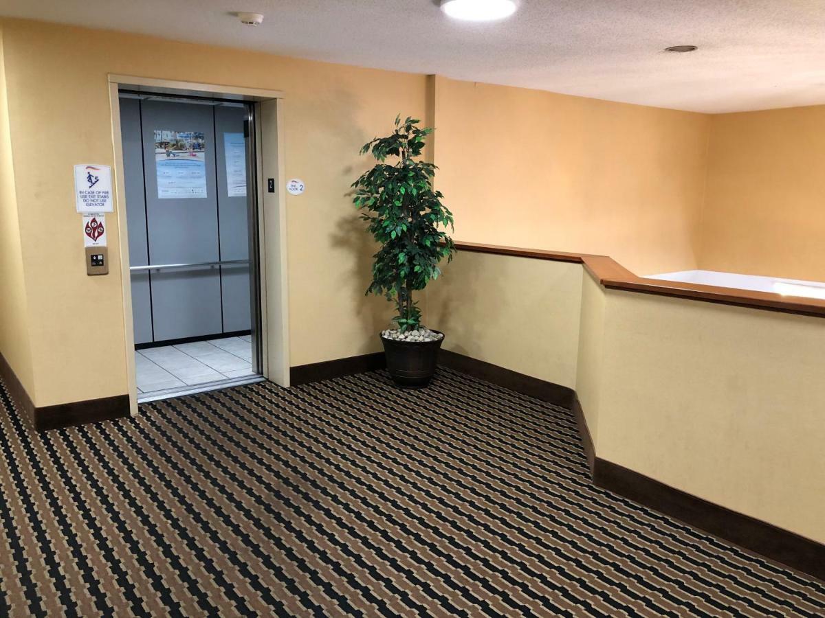 Baymont By Wyndham Fort Wayne Ngoại thất bức ảnh